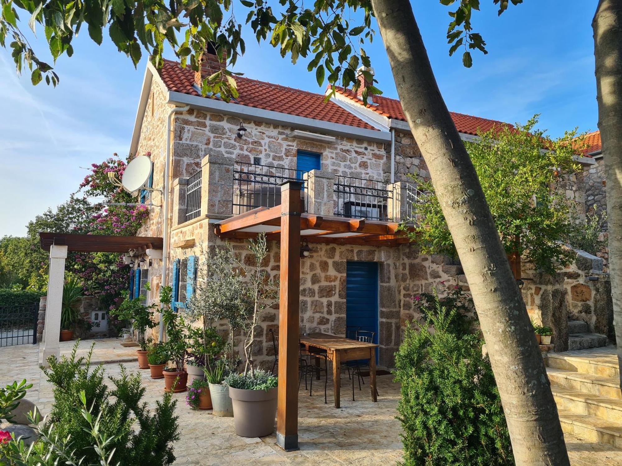 Stone House Goranova Kuca